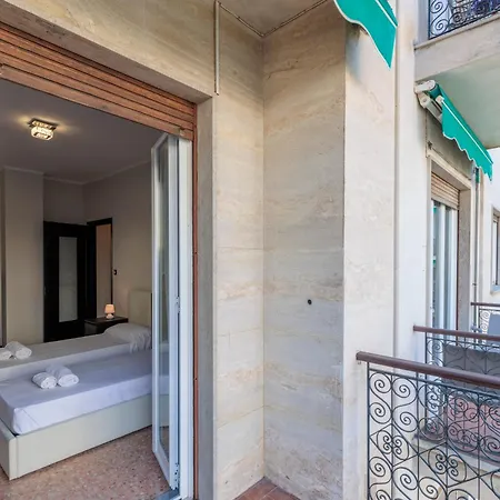Apartmán Hostdomus - Black Pearl Alassio