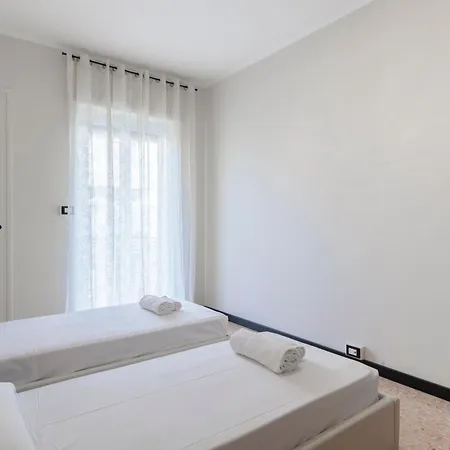 Apartmán Hostdomus - Black Pearl
